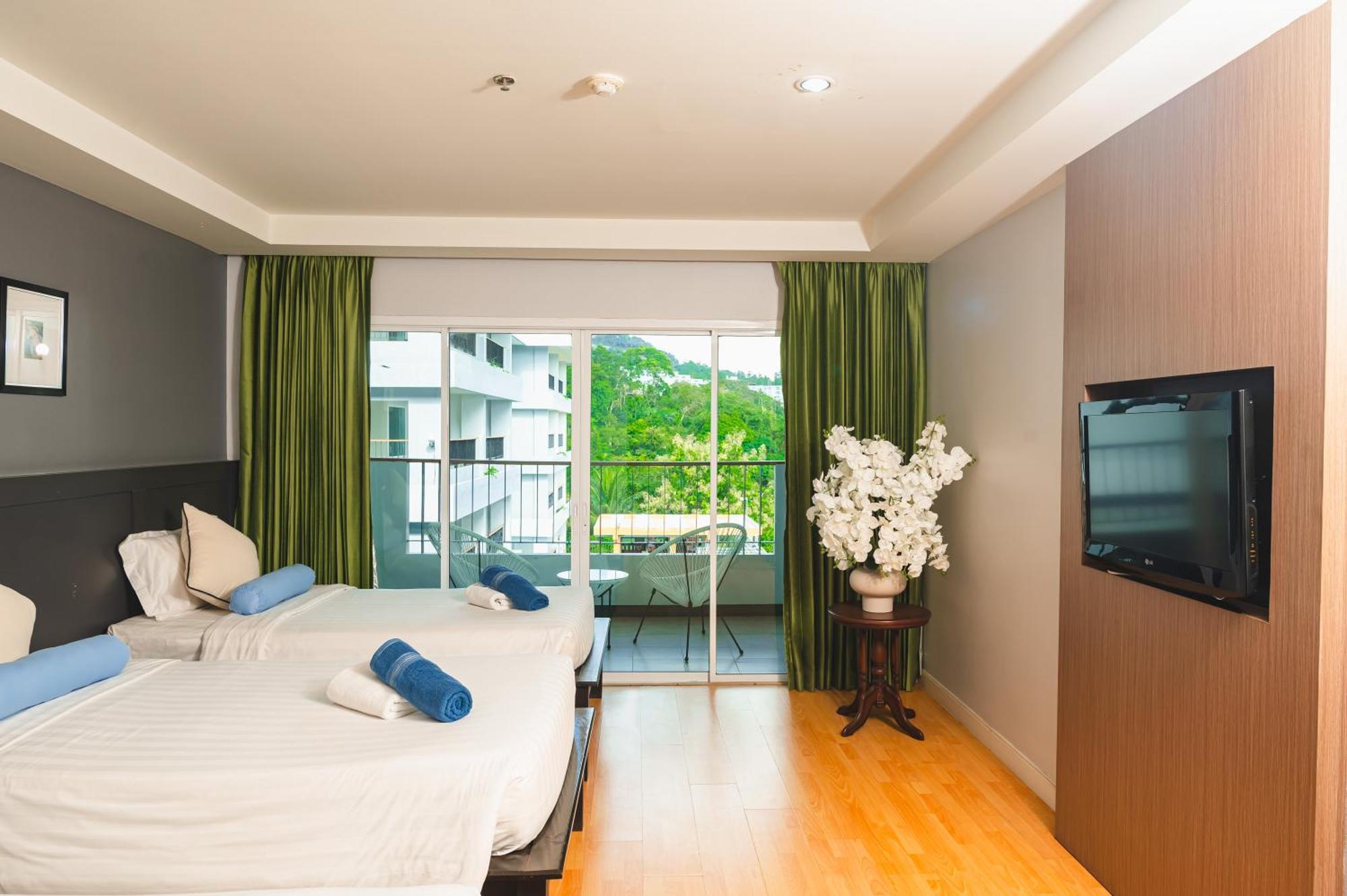 Casa Del M Phuket - Newly Renovated Hotel Patong Bilik gambar