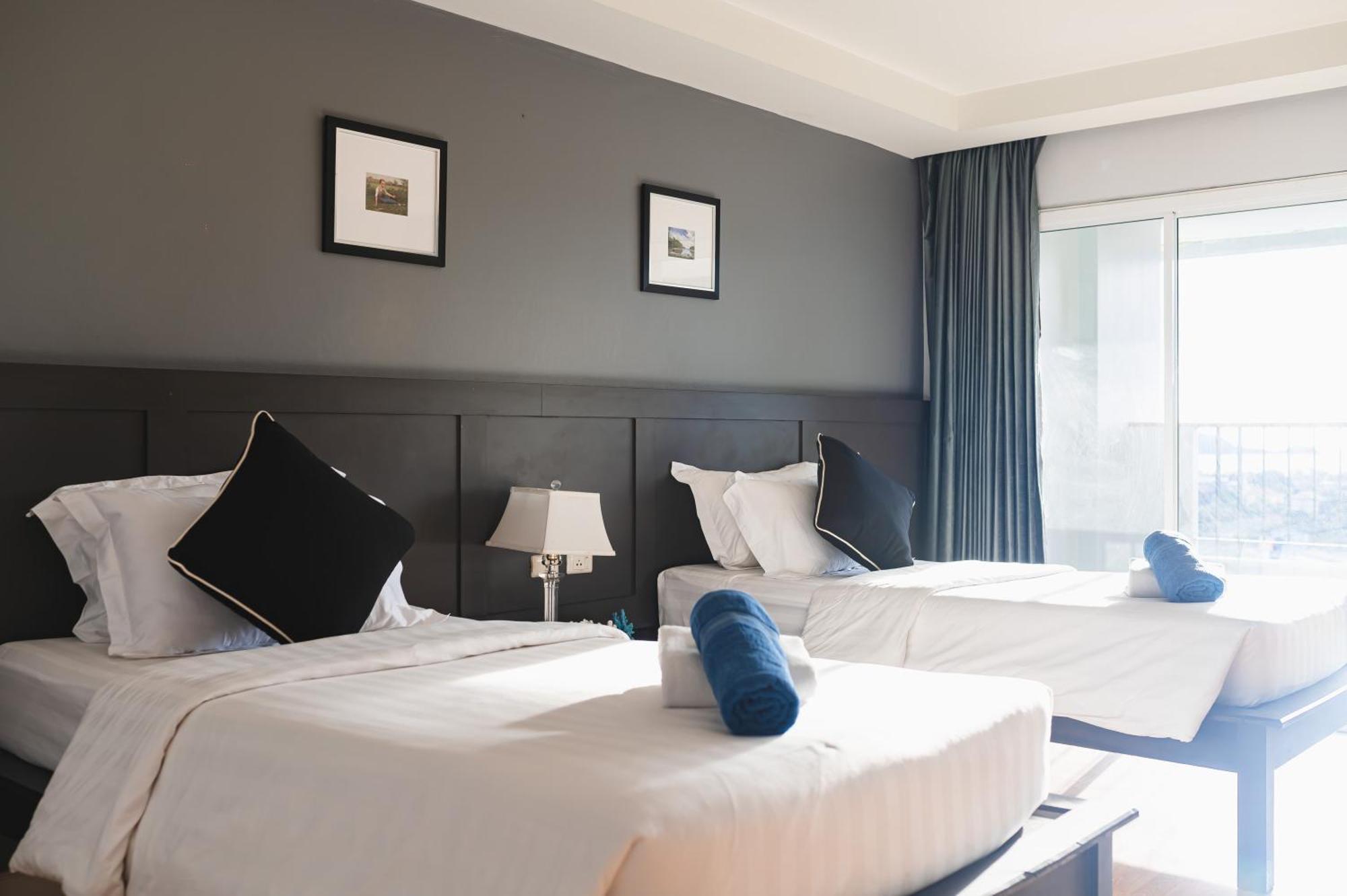 Casa Del M Phuket - Newly Renovated Hotel Patong Bilik gambar