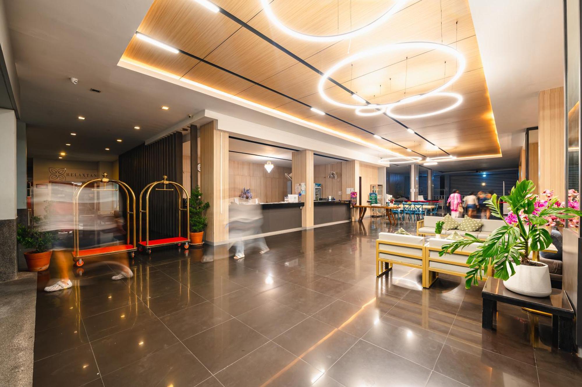 Casa Del M Phuket - Newly Renovated Hotel Patong Luaran gambar