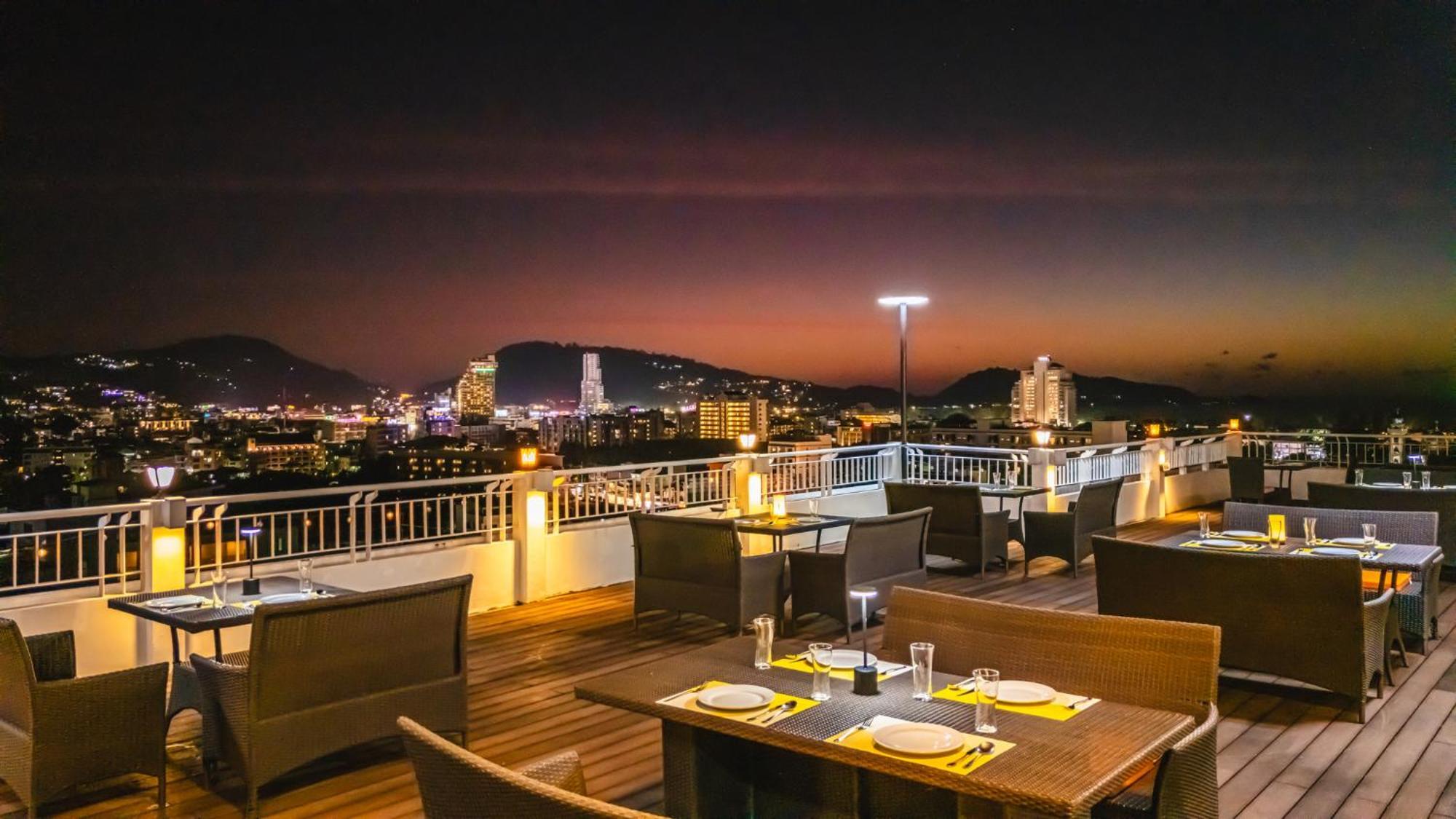 Casa Del M Phuket - Newly Renovated Hotel Patong Luaran gambar